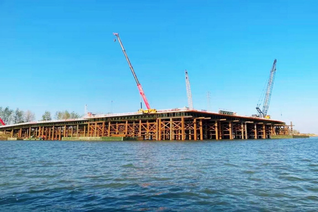 Construction Of Steel Trestle For G329 Fengyang Bengbu Diversion Project