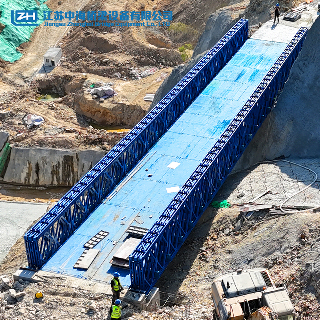 Customized Steel Structure Bailey Bridge Prefabricated Pedestrian Temporary Bridge Steel Frame Truss Bridge