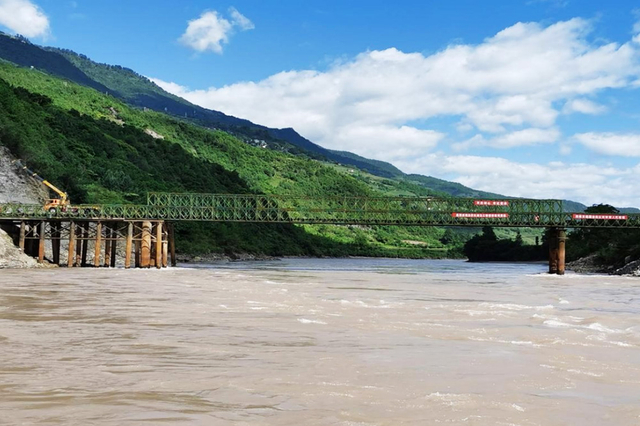 Yunnan Diqing Steel Bridge